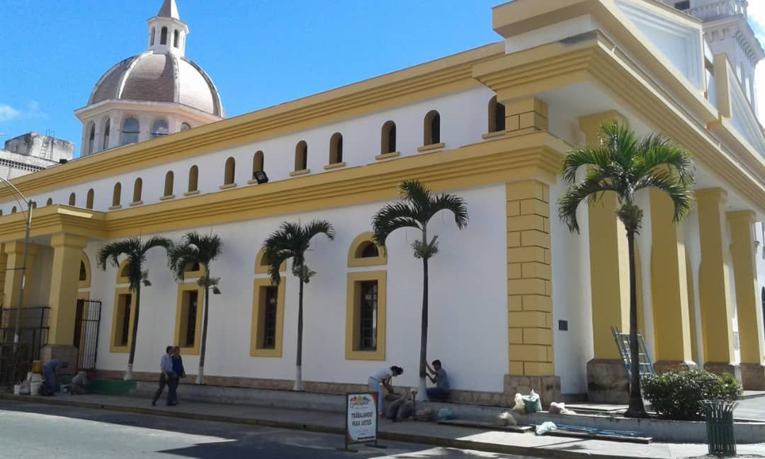 Catedral San Felipe Neri Los Teques